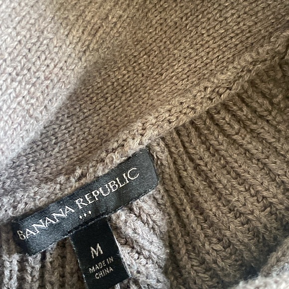 Banana Republic Fringed Ribbed Knit Poncho‎ Medium - Picture 4 of 5